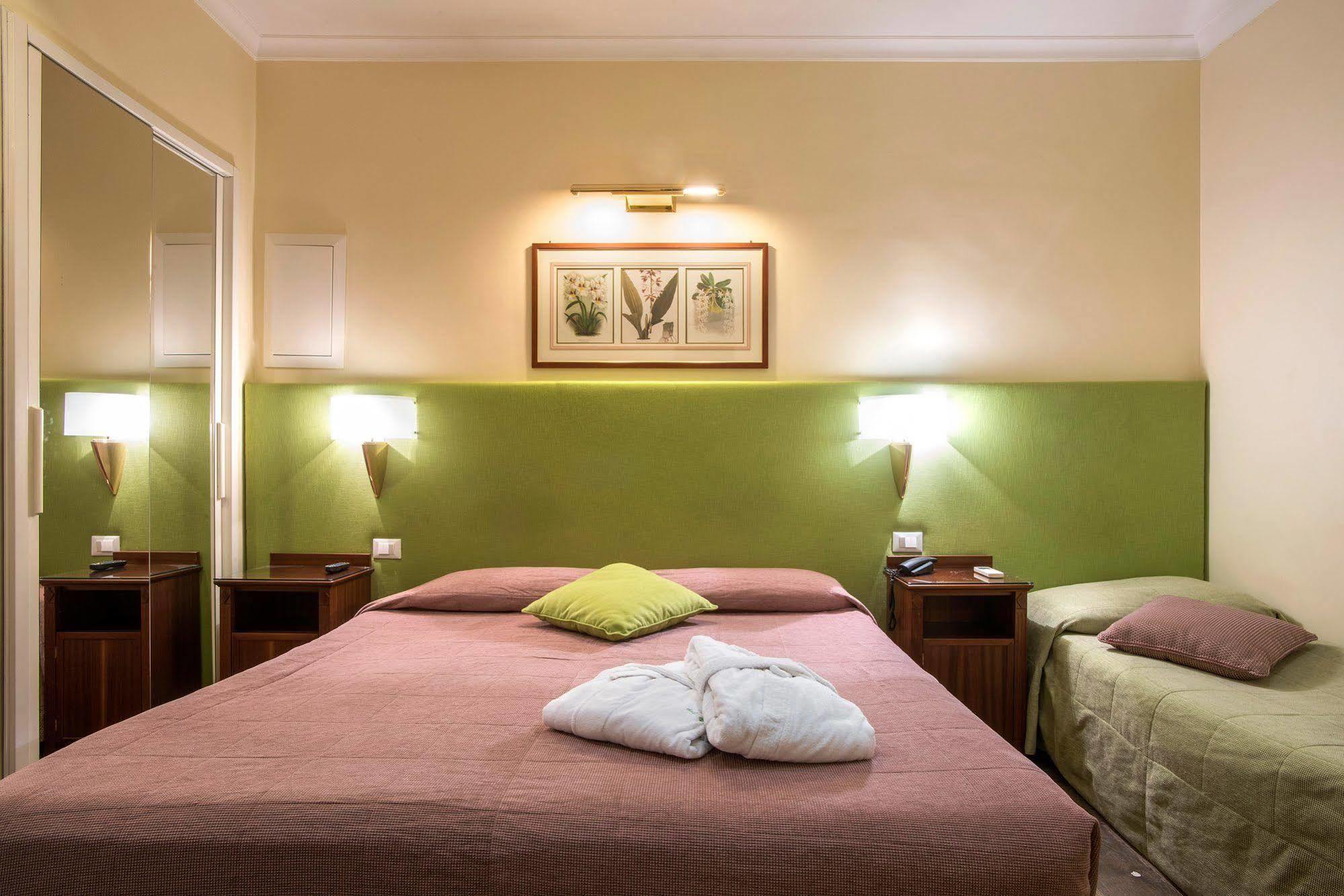 I Giardini Del Quirinale Bed and Breakfast Rom Exteriör bild