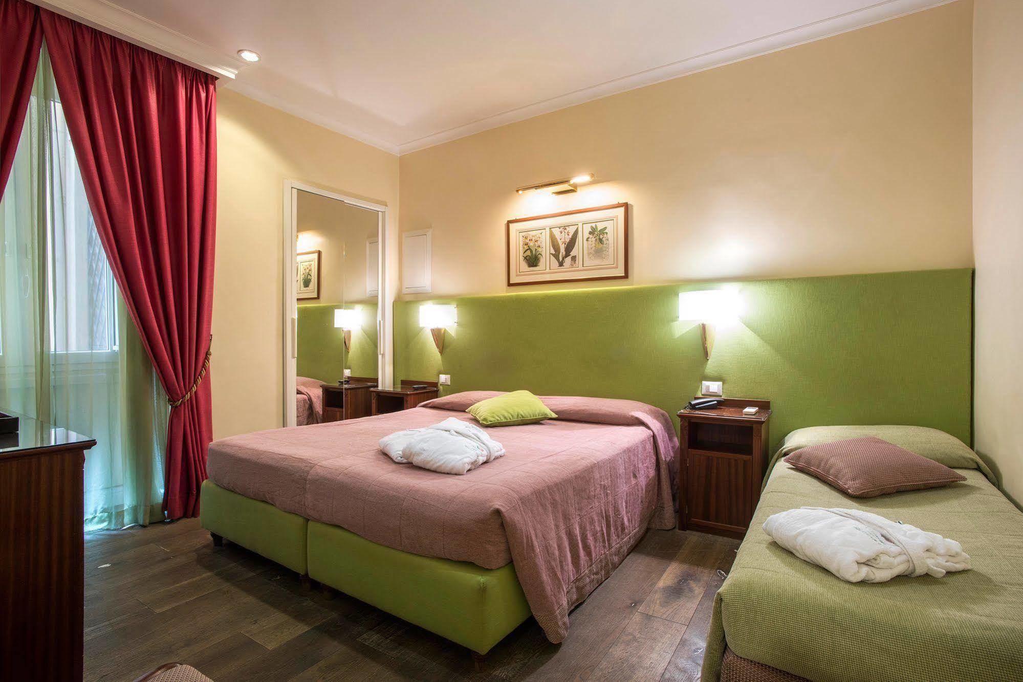 I Giardini Del Quirinale Bed and Breakfast Rom Exteriör bild